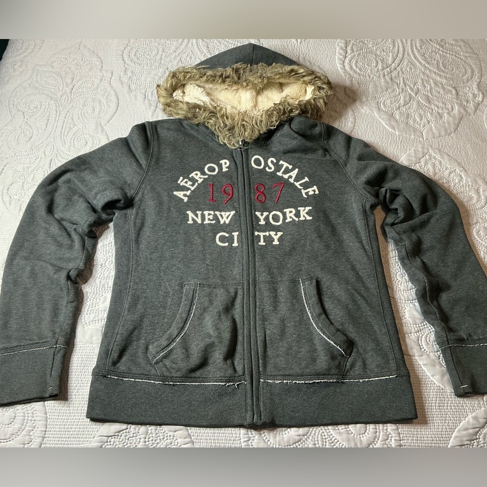 Aeropostale Gray Hoodie Jacket with Cream Fur Lining